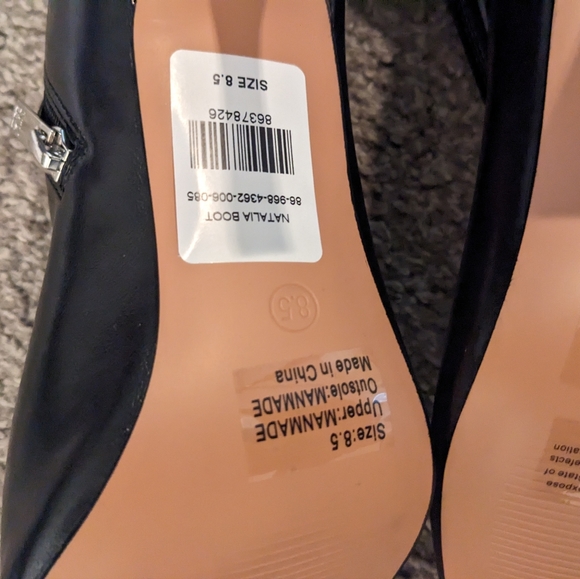 New York & company, black thigh high boot NWT. Size 8, includes dust bag, no box - Picture 3 of 6